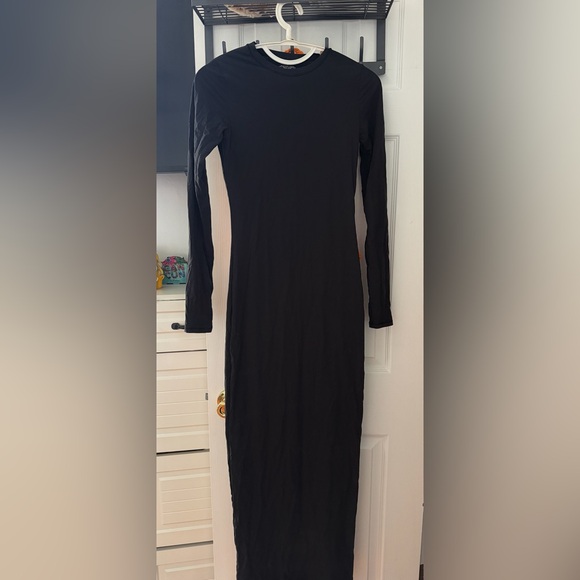 SKIMS NWT Fits Everybody Crew Neck Long Sleeve Dress Size Medium  In ONYX - Picture 6 of 6
